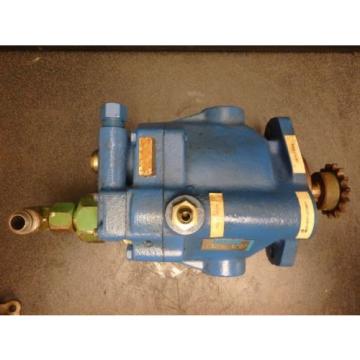 Vickers Hydraulic Pump PVB10 RSY 31 CM 11 _ PVB10RSY31CM11