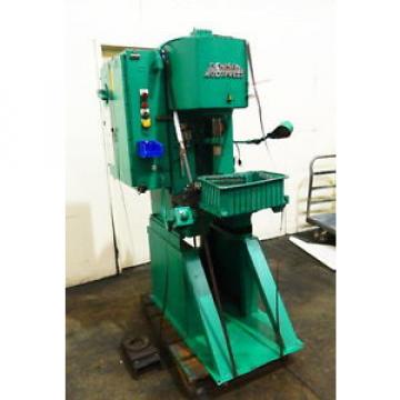 4 Ton 10#034; Strk Denison RO4 HYDRAULIC PRESS, Dual Palm Buttons