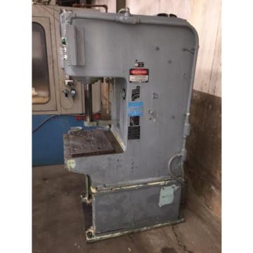 1973 Denison 10-Ton Hydraulic Press, model T100M, WARRANTY