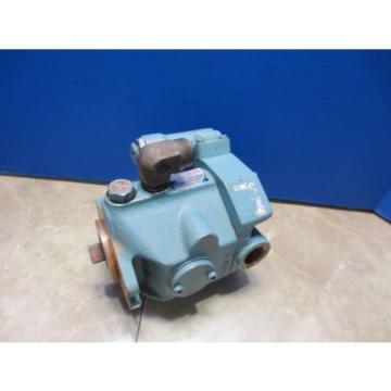 DAIKIN PISTON PUMP V8A1RXT-20 WF-26