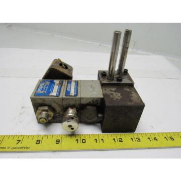 Vickers FNM 3AK-30-JA DG4M4-32A-20-JA Mini Directional Valve Flui-Trol 100V Coil