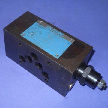 VICKERS PRESSURE REDUCING HYDRAULIC VALVE GMX2-5-PP-BW-S-30