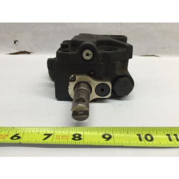 Unidentified Vickers / Caterpillar Hydraulic Valve