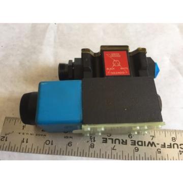 Origin VICKERS DG4V-3S-2B-M-FPA3WL-B5-60,02-101731 HYDRAULIC SOLENOID VALVE,BOX4