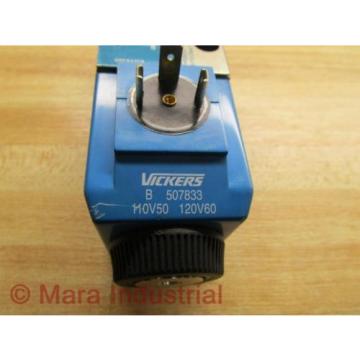 Vickers 859161 Valve DG4V-32C M-U-B6-60 - origin No Box