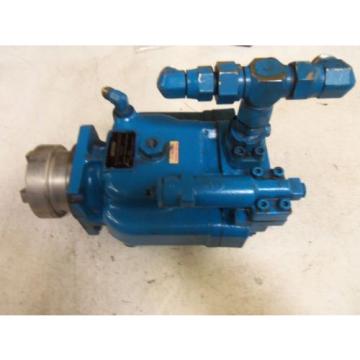 VICKERS 877435 VALVE USED