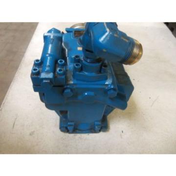 VICKERS 877435 VALVE USED