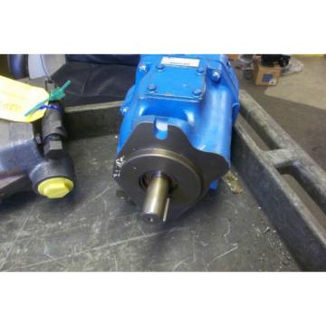 Vickers PVQ40-B2R-SS2F-20-C21 HYDRAULIC PUMP REBUILT