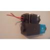 Vickers DG4V-3S-2AL-M-FTWL-B5-60 Solenoid Operated Directional Valve #3 small image