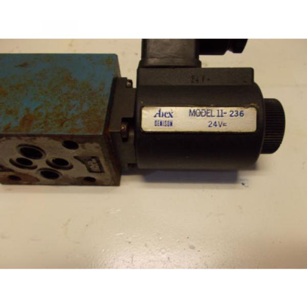 Denison 3D01-35-107-05-01-00A1 Hydraulic Directional Valve D03 240V #3 image