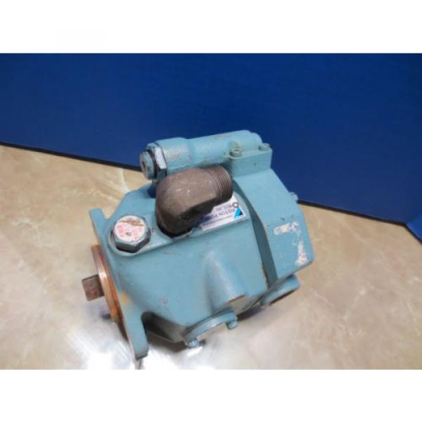 DAIKIN PISTON PUMP V8A1RXT-20 WF-26 #2 image