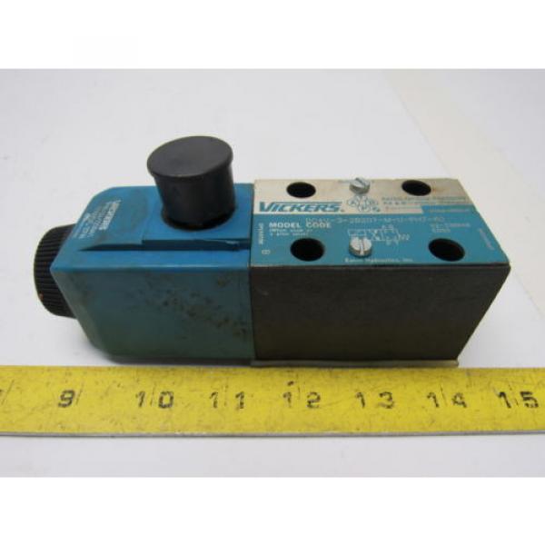 Vickers DG4V-3-2B207-M-U-PH7-60 Hydraulic Solenoid Valve W/110VDC Coil #1 image