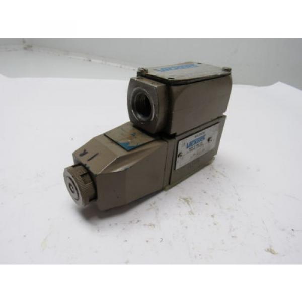 Vickers DG4V-3-7A-M-W-B-7-30 Hydraulic Solenoid Valve 110V Coil 3000PSI #5 image