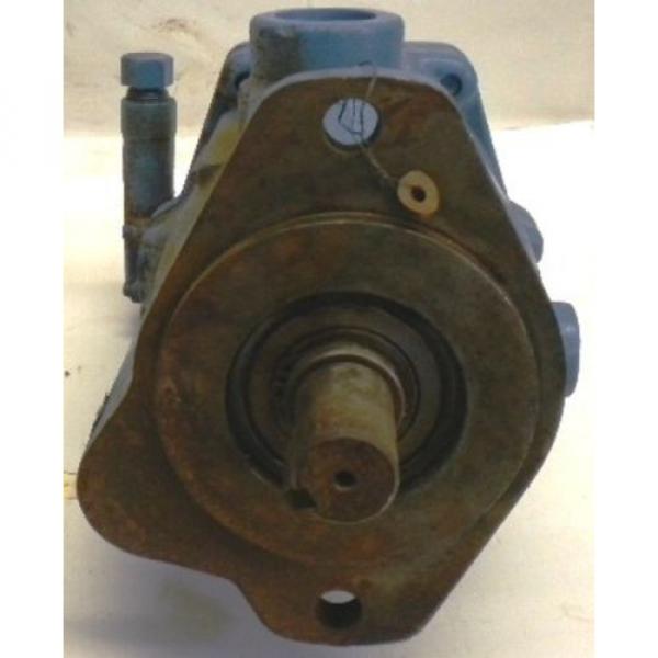 VICKERS HYDRAULIC PUMP MODEL # PVB29 RS 20CC11, D87J #4 image