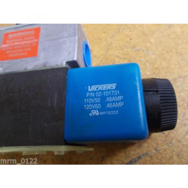 Vickers DG4V-3S-2AL-M-FPBWL-B5-60 Solenoid Valve With 02-101731 Coil 120V 50/60H #3 image