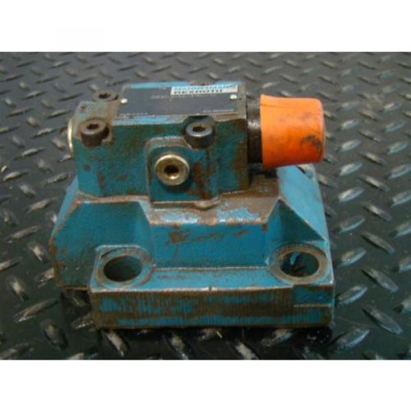 Mannesmann Rexroth Hydraulic Servo Directional Valve DB30-2-52 /315U/12 RR006808 #1 image