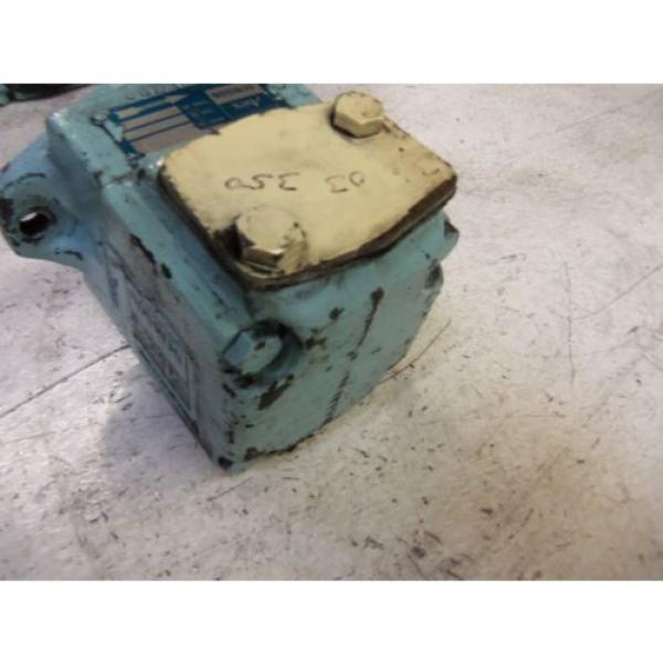 DENISON T5C-008-2L00-A1 MOTOR USED #3 image