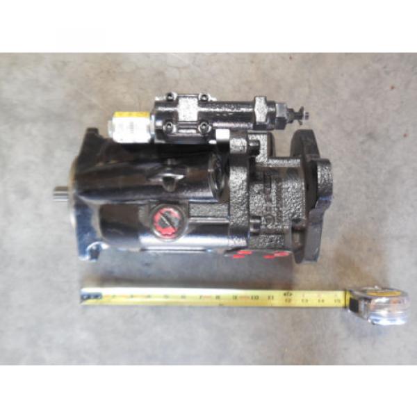 Origin EATON VICKERS PISTON PUMP # 421AK01172B #4 image